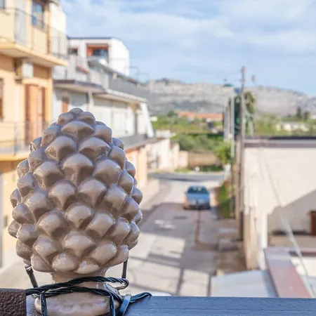 Le Tre Pigne Hébergement de vacances Floridia